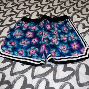 Chubbies basketball 5.5” inseam shorts
